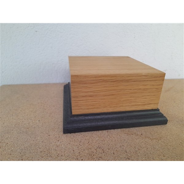 100X100X60 Ahşap sergileme standı