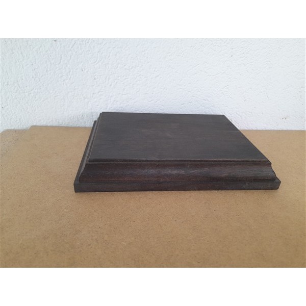 100X140X25 Ahşap sunum standı