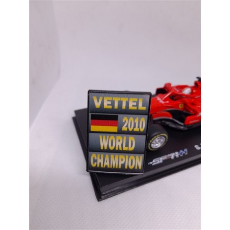 SEBASTİAN VETTEL PİT BOARD-1/43